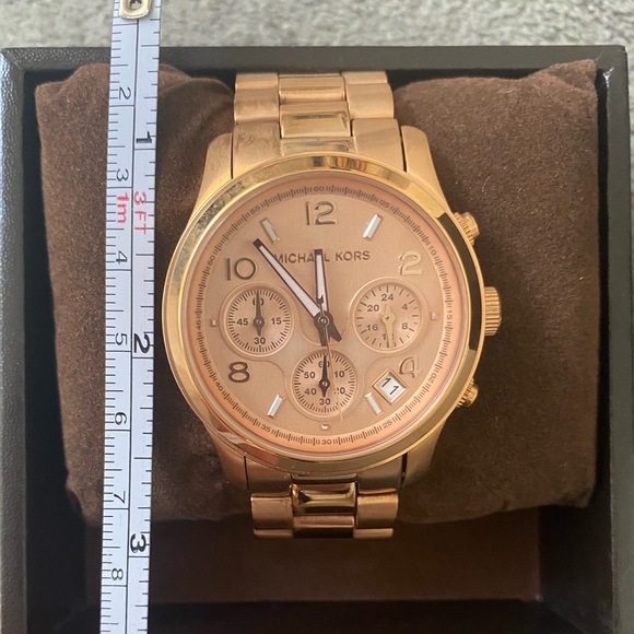 ⭐️HP⭐️MichaelKorsWomensRunwayChronograph RoseGoldToneStainlessSteelBraceletWatch - Picture 2 of 7